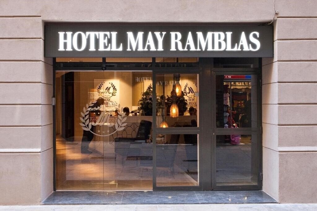 Отель May Ramblas 3*