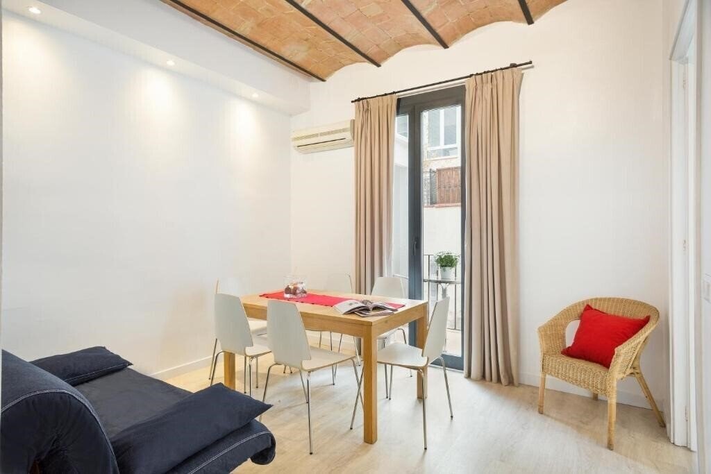 Фотография Bcnstop Parc Guell 3*