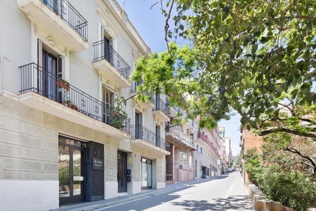 Изображение Bcnstop Parc Guell 3*