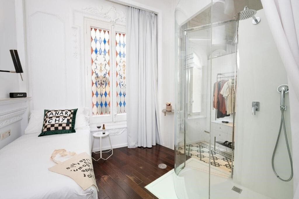 Фотография Chic & Basic Born Boutique 3*