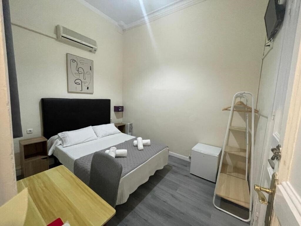 Изображение Hostal Balmes Centro 2*