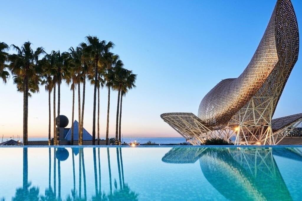 Отель Arts Barcelona 5*