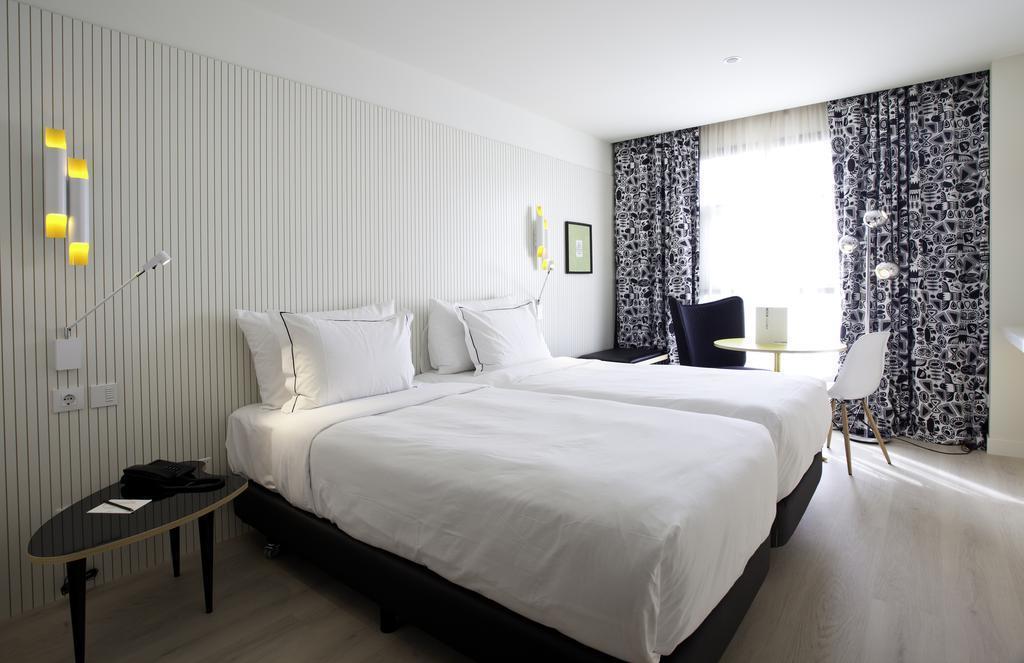 Отель Vincci Bit 4*