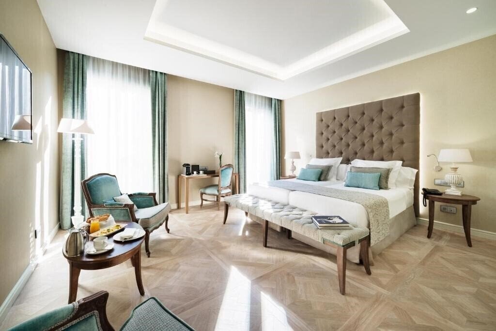 Фотография Colon 4*