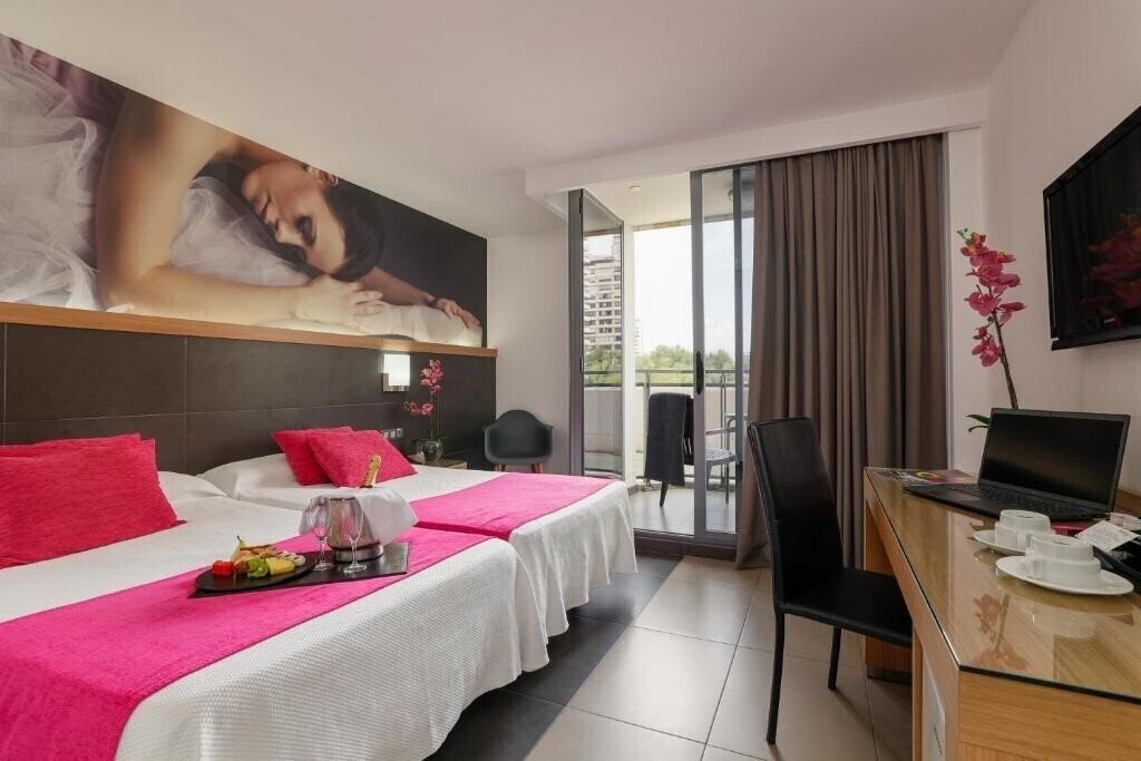 Фотография Flash Hotel 4*