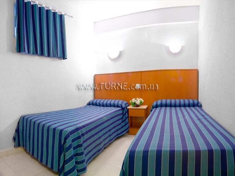 Отель Magic Tropicana Suites 3*