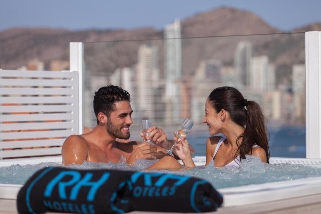 Картинка Rh Canfali 2*