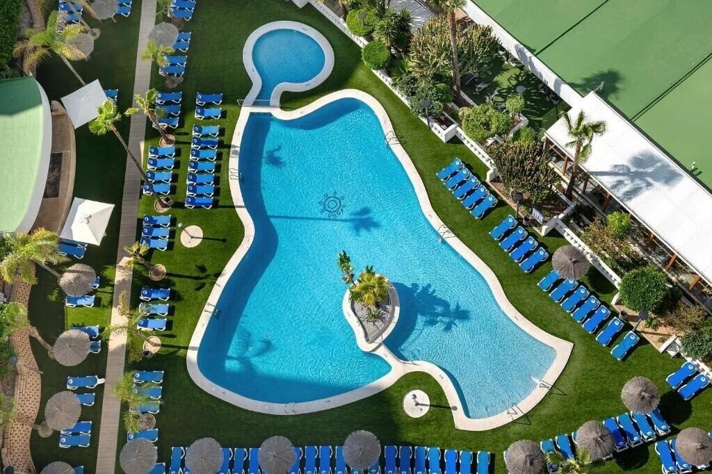 Картинка Poseidon Resort 3*