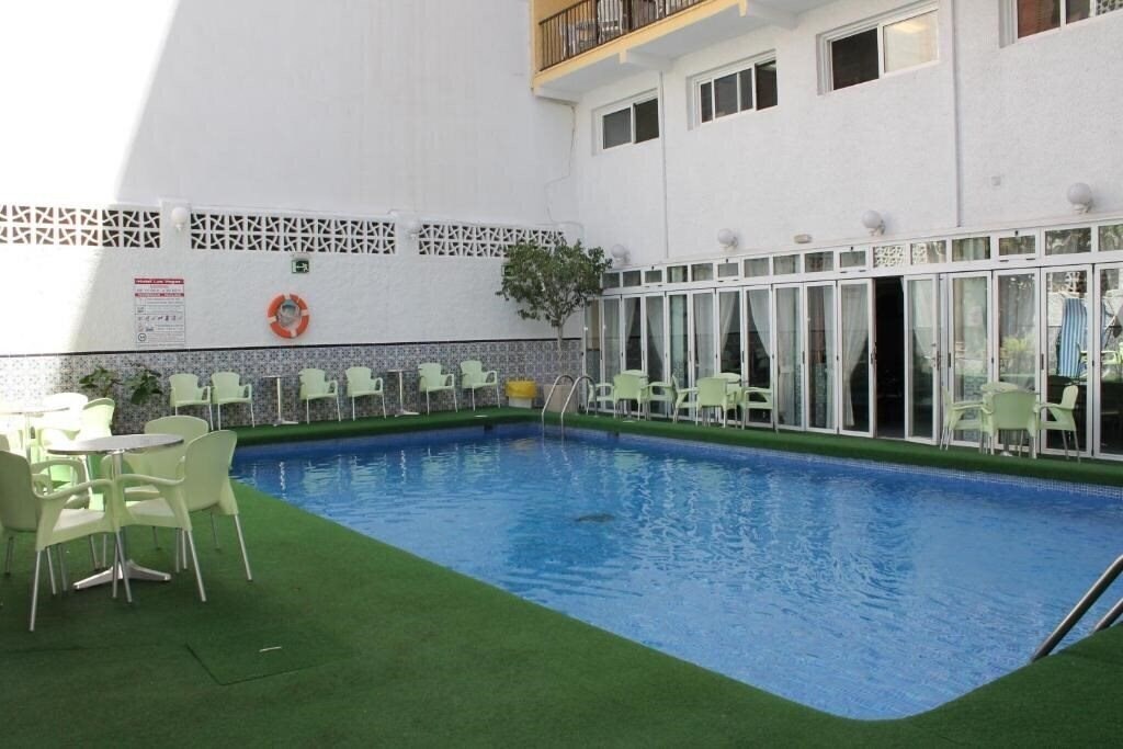 Отель Las Vegas Benidorm 2*