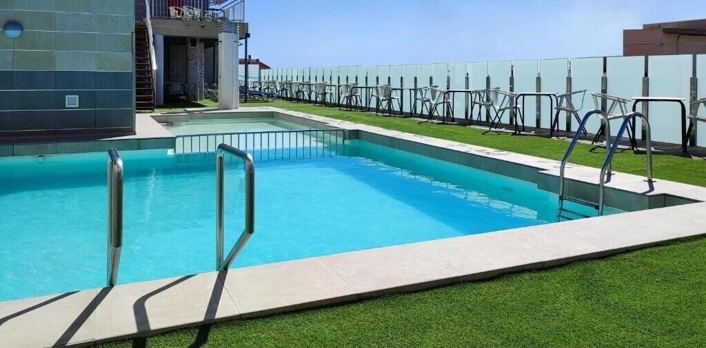 Фотография Hotel Oasis Plaza 3*