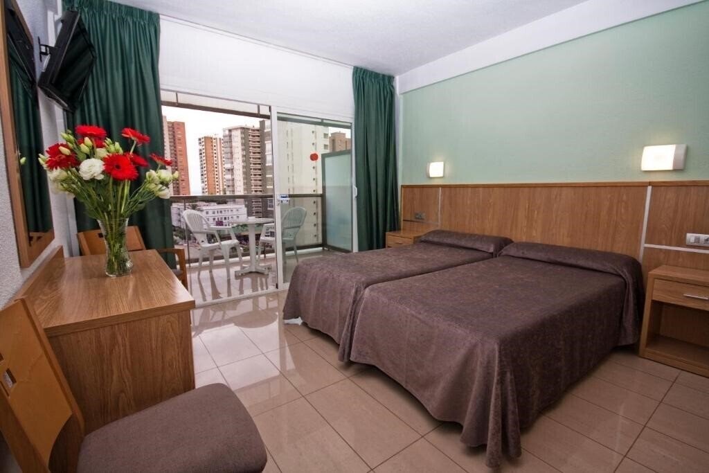 Фото Hotel Perla 2*