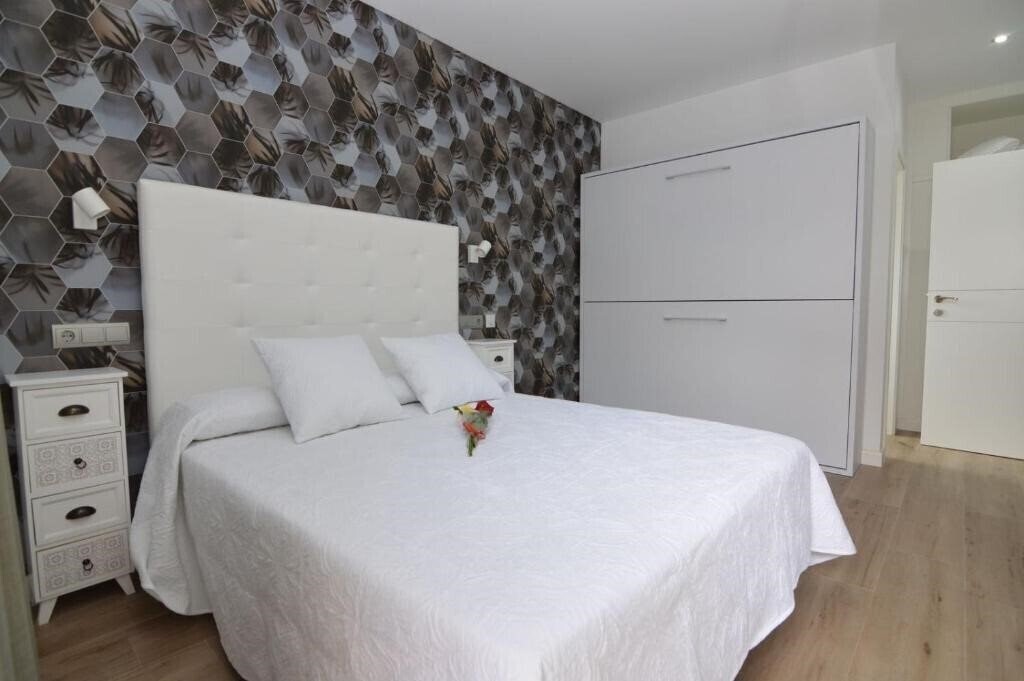 Отель Castillo Benidorm 3*