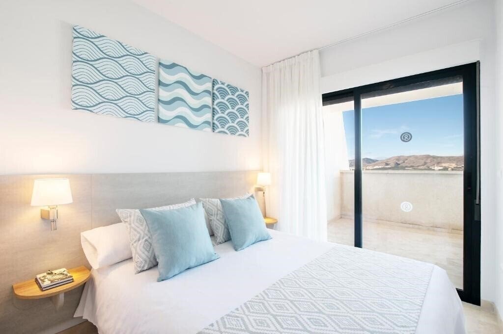Фотография P&V Benidorm Horizon 3*