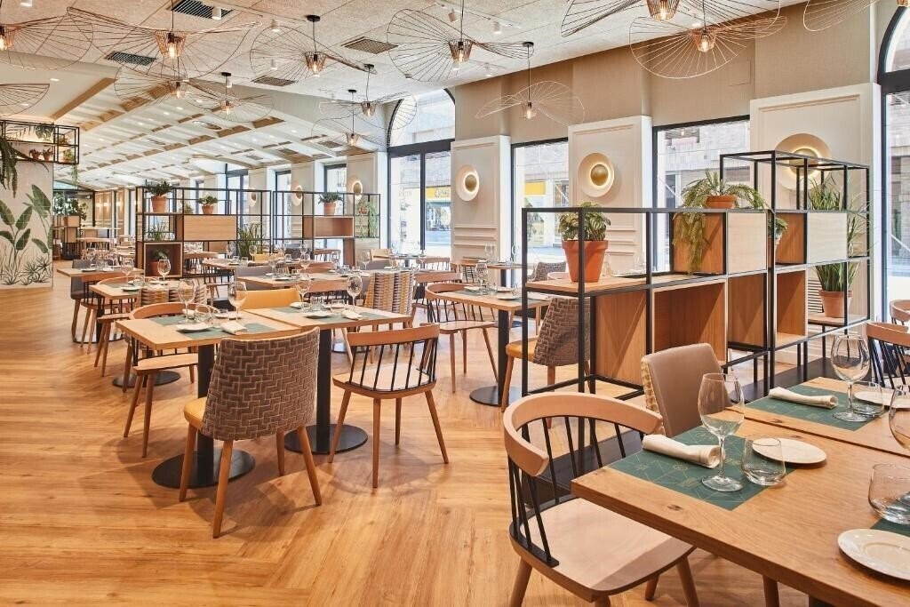 Фото Silken Ciudad De Vitoria 4*