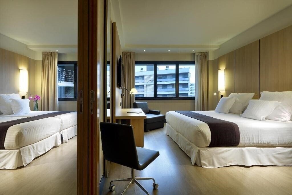 Фото Occidental Bilbao 4*
