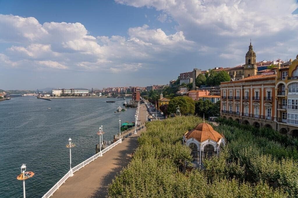 Изображение GHPC Gran Hotel Puente Colgante 3*