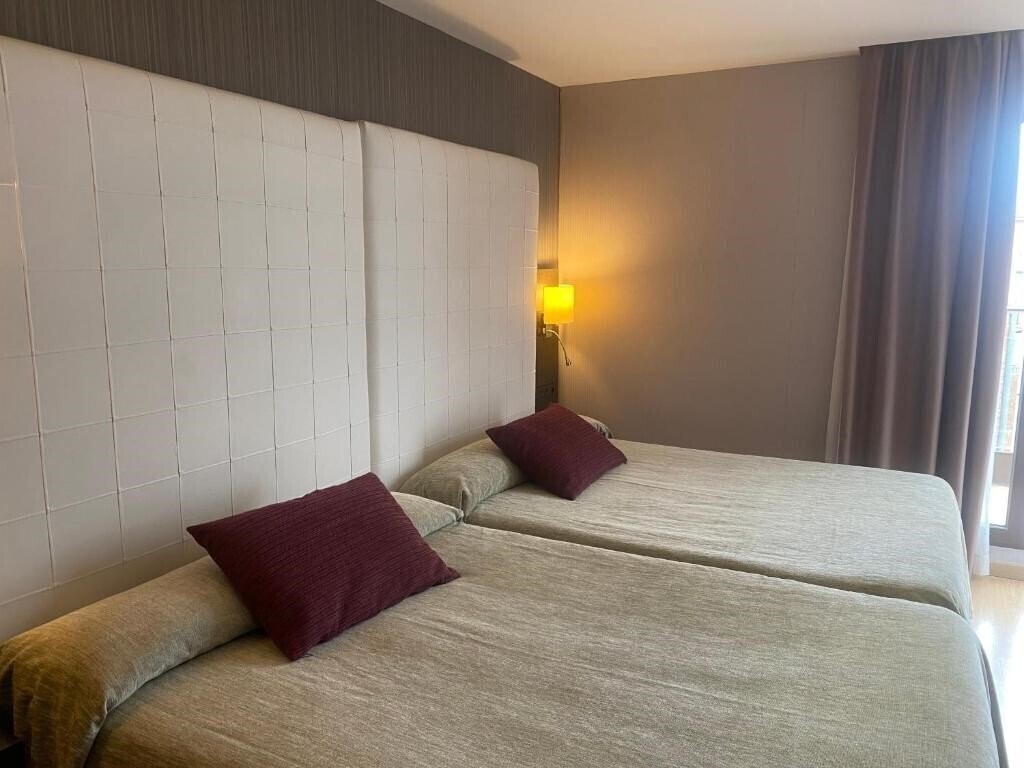 Картинка Petit Palau 4*