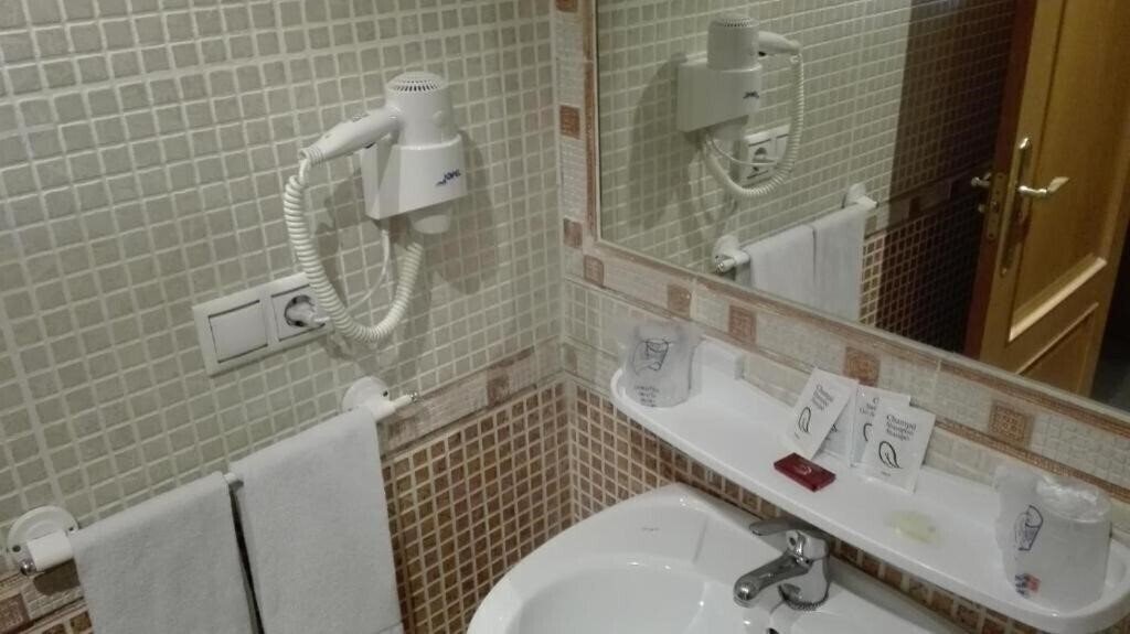 Фотография Rambla Emerita (ex. Hotel Don Manuel, Centro Ciudad) 2*