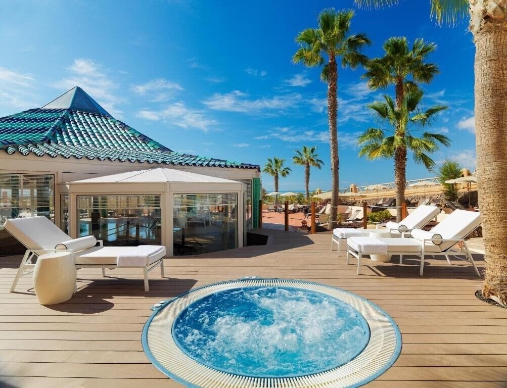 Изображение H10 Playa Esmeralda 4*