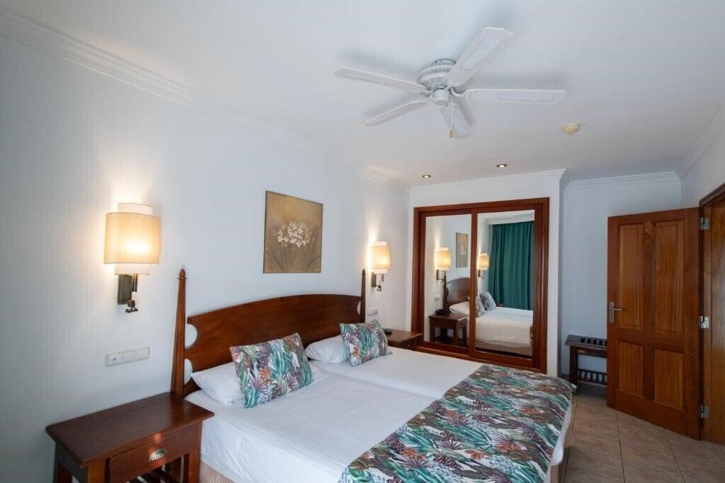 Изображение Las Marismas 3*