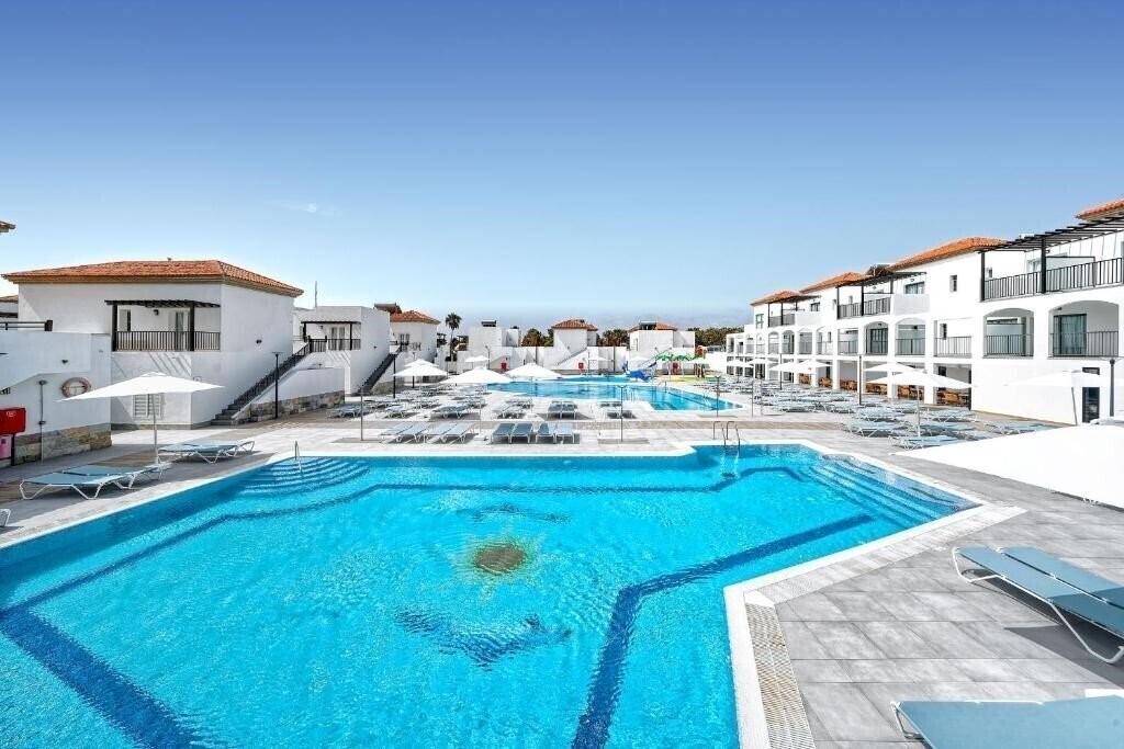 Отель Broncemar Beach 4*