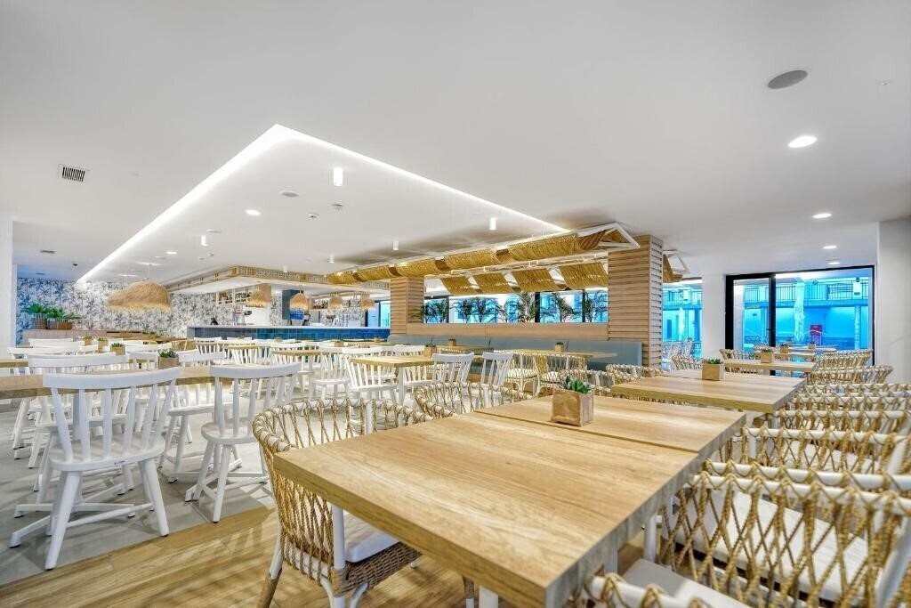 Изображение Broncemar Beach 4*