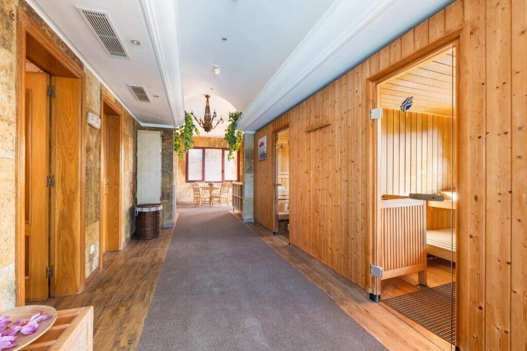 Фото Hotel Esmeralda Maris by LIVVO 4*