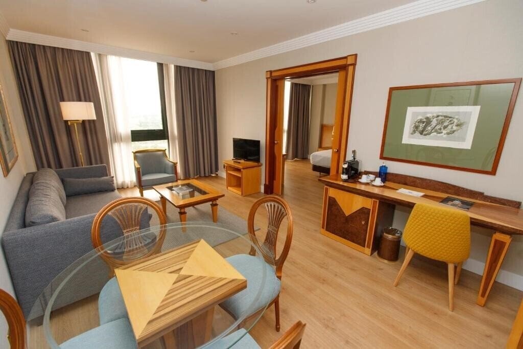 Фотография Hotel Oca Puerta del Camino (ex. Hotel Puerta del Camino) 4*