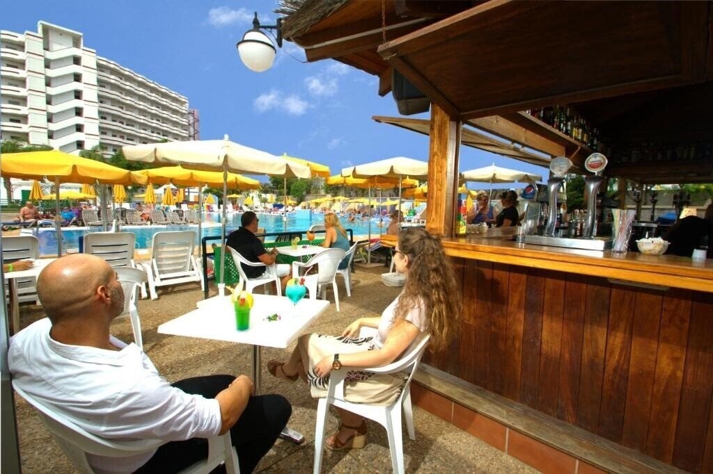 Картинка Green Fild Aparthotel 3*