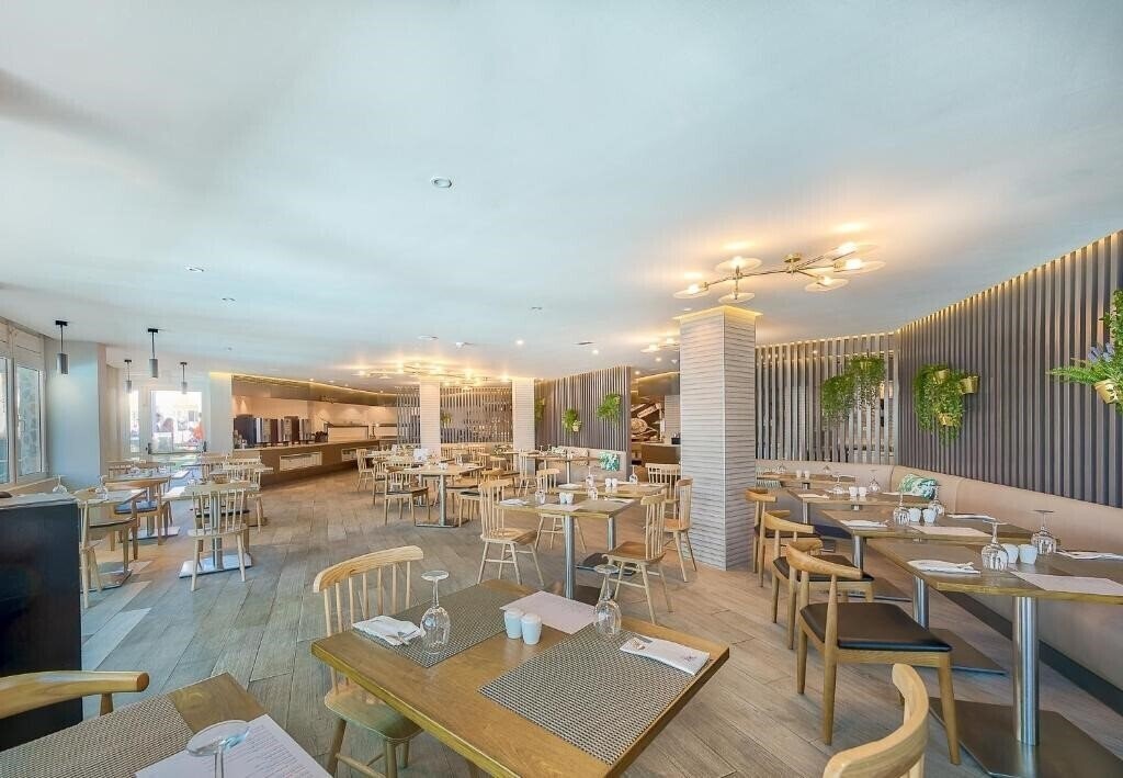 Фотография Livvo Koala Garden (ex. Apartamentos Koala Garden) 4*