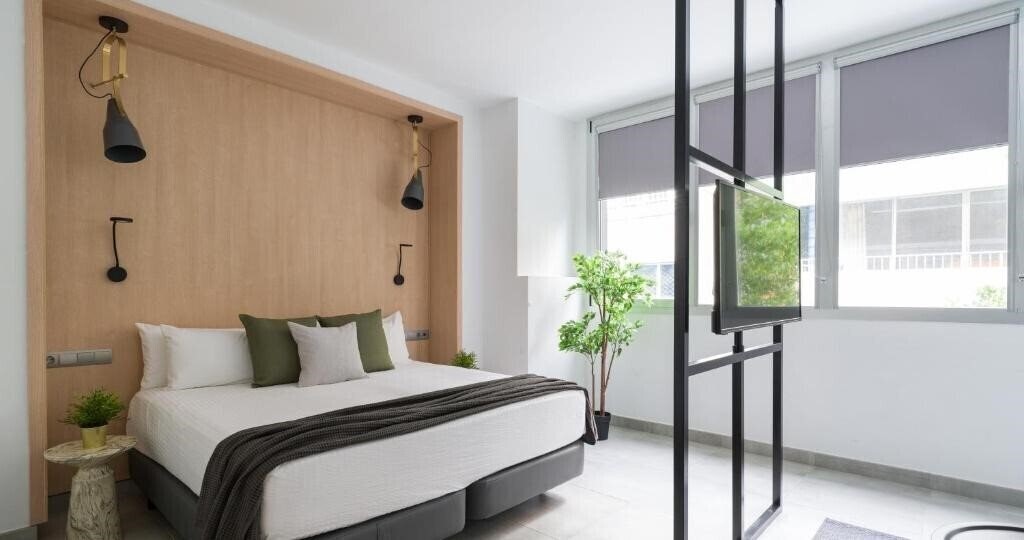 Отель Tusity One Apartments 3*