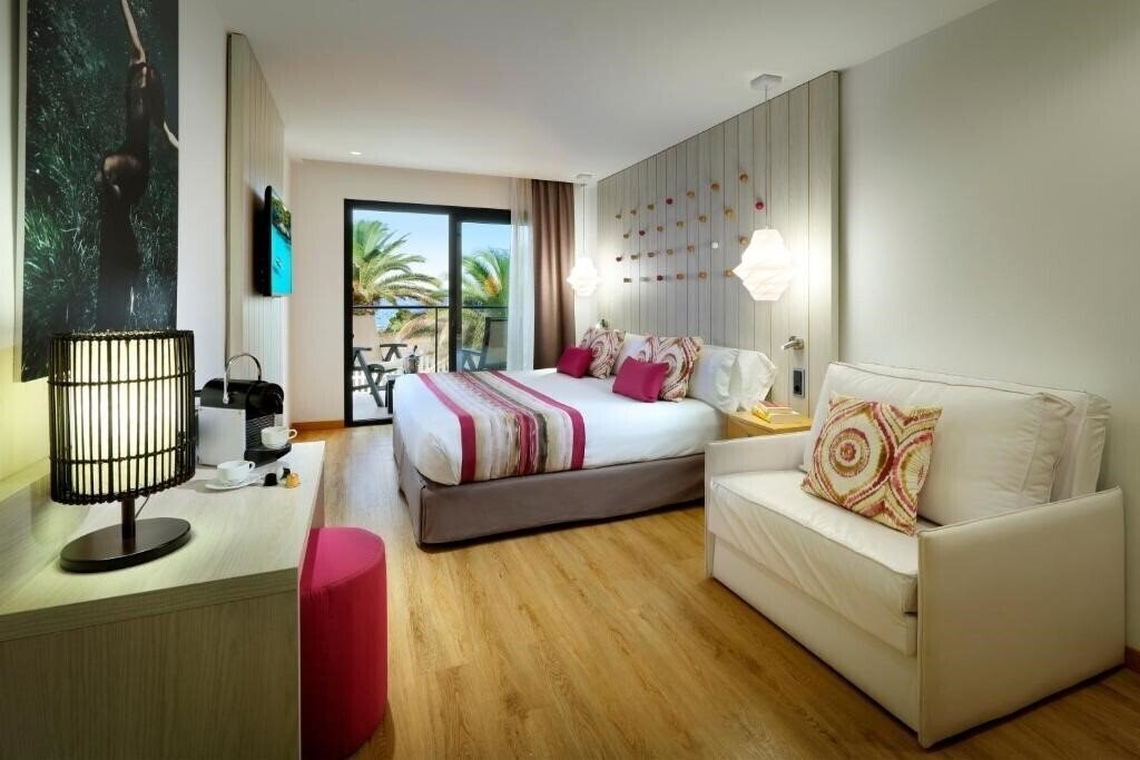 Изображение Grand Palladium White Island Resort & Spa 5*