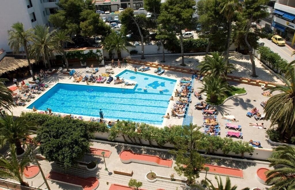 Картинка Tropical 3*