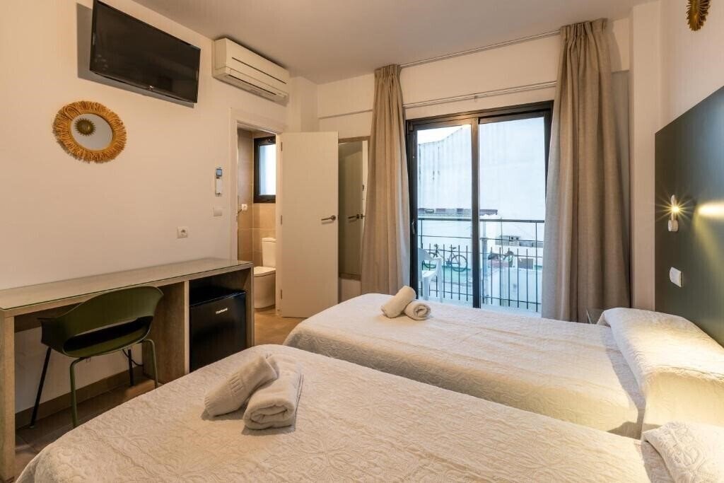 Отель Alicante 1*