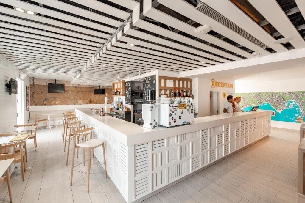 Фотография Ryans La Marina 3*