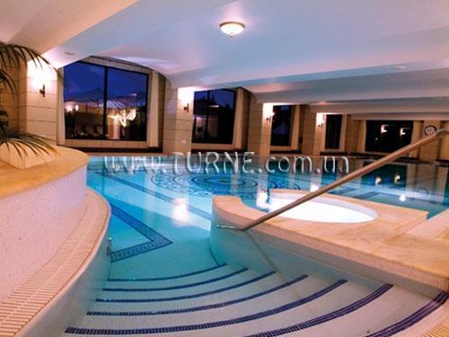 Отель Dorint Royal Golf Resort & Spa 5*