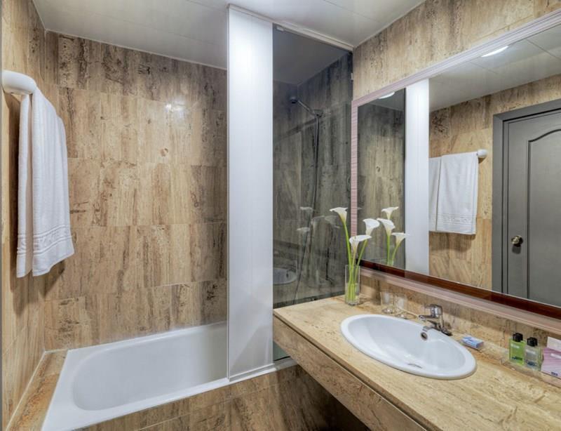 Картинка H10 Cambrils Playa 4*