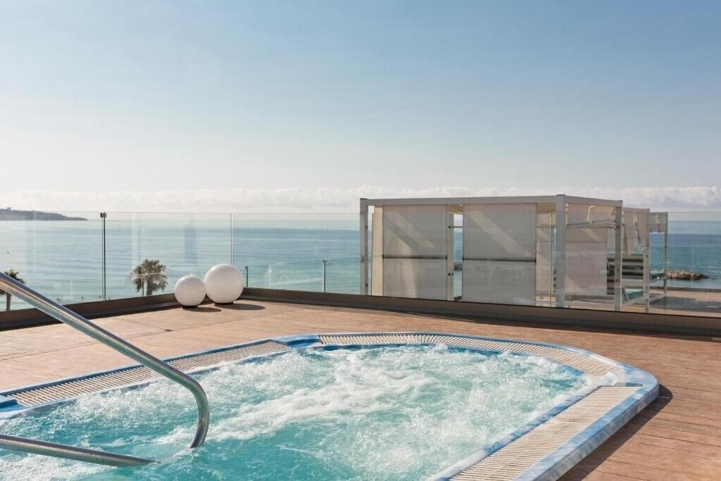 Отель Best Maritim 4*