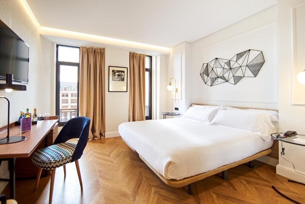 Отель Occidental Leon Alfonso V (ex. Sercotel Alfonso V) 4*