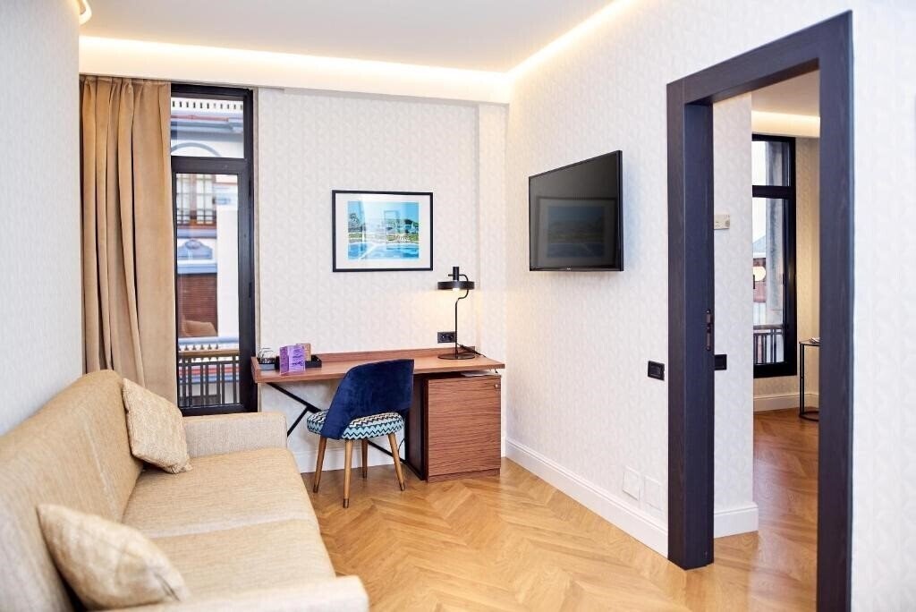 Фотография Occidental Leon Alfonso V (ex. Sercotel Alfonso V) 4*