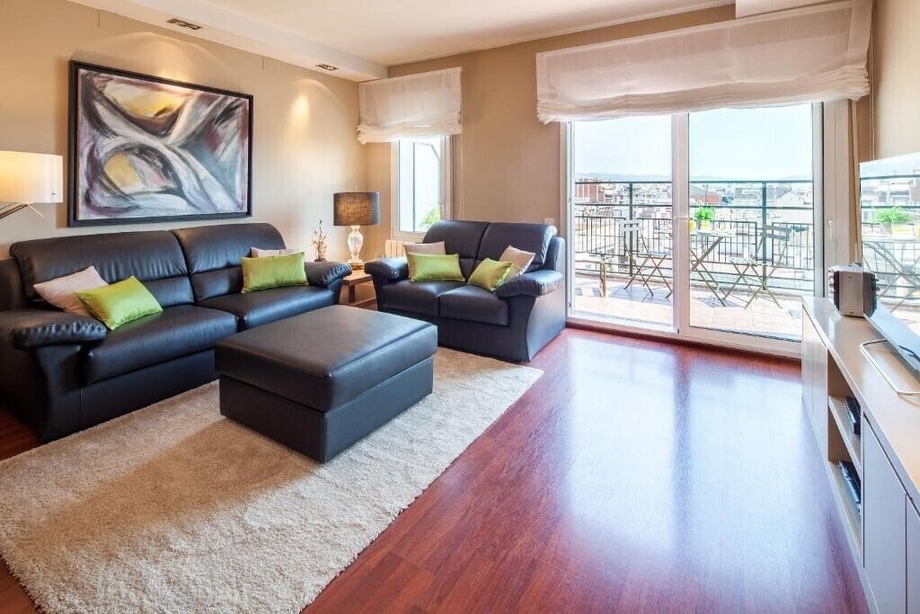 Отель Habitat Apartments Tessa 4*