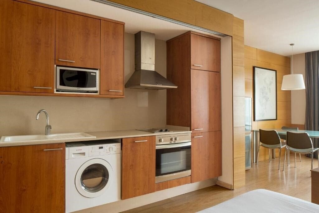 Фотография Barcelona Apartment Wello 4*