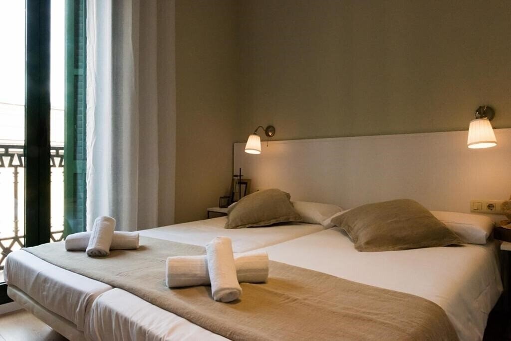 Картинка Four Petals Boutique Apartments 3*