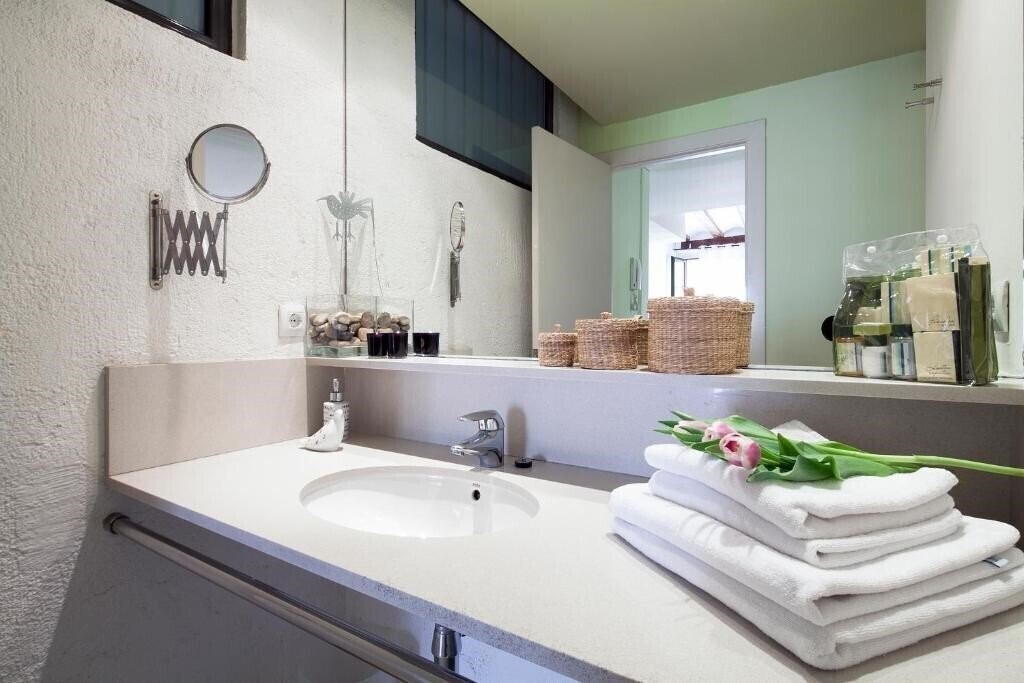 Фотография Inside Apartments Esparteria 3*