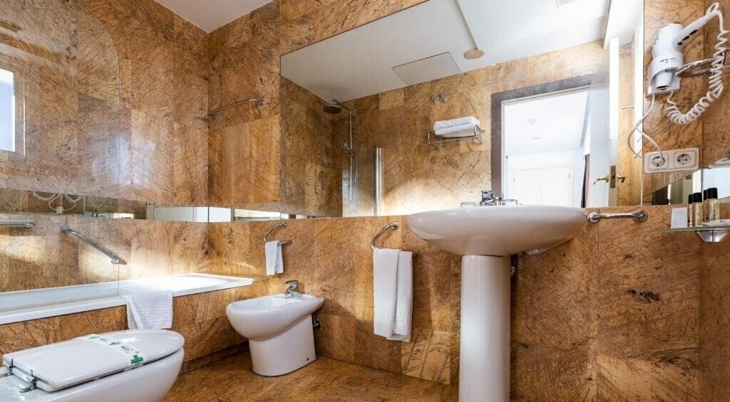 Фотография RL Ciudad De Cazorla 3*