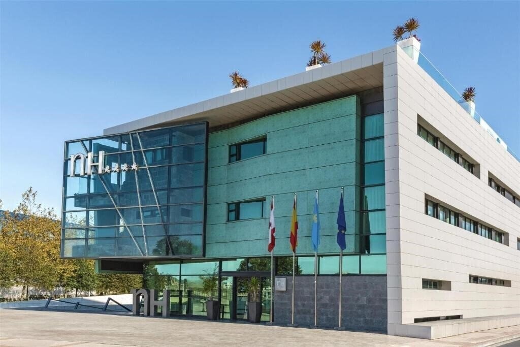 Отель Nh Gijon 4*