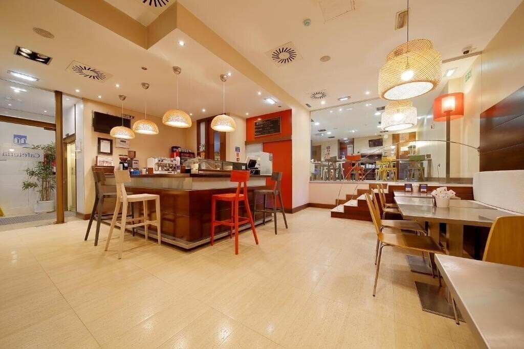 Фотография Hotel Marques Gijon 3*