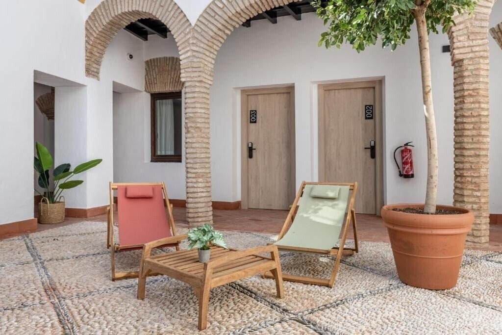 Картинка Libere Cordoba Patio Santa Marta 2*