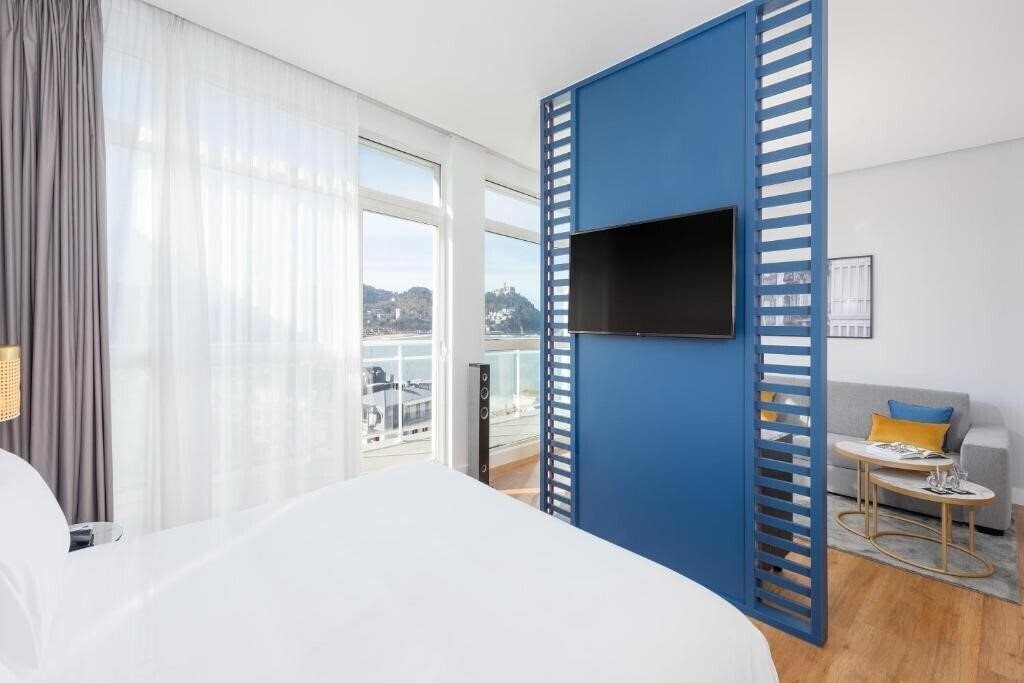Фото Hotel San Sebastian Orly Affiliated By Melia (ex. Tryp Orly Hotel, Hotel Orly) 4*