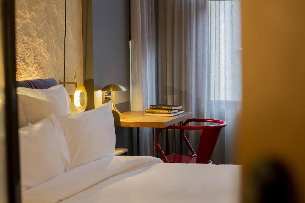 Отель Letoh Letoh San Sebastian 4*